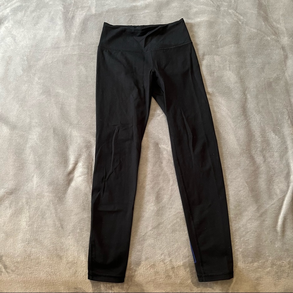 Victoria’s Secret sport black leggings XS